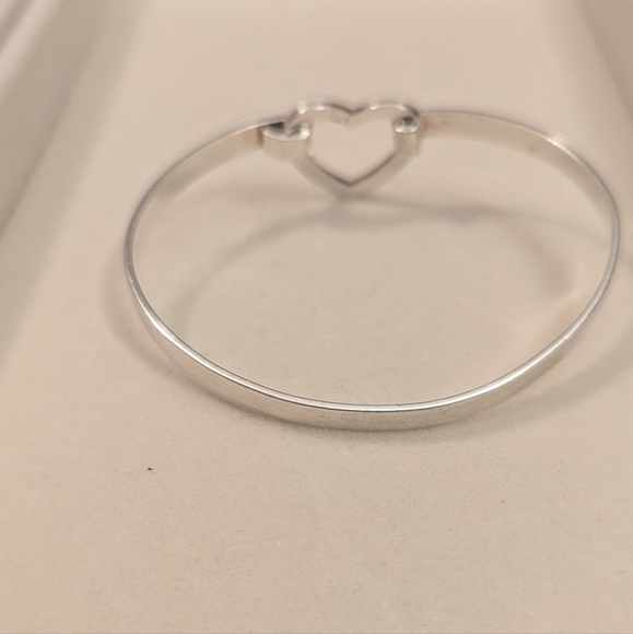 Silver heart Bracelet - Picture 6 of 9